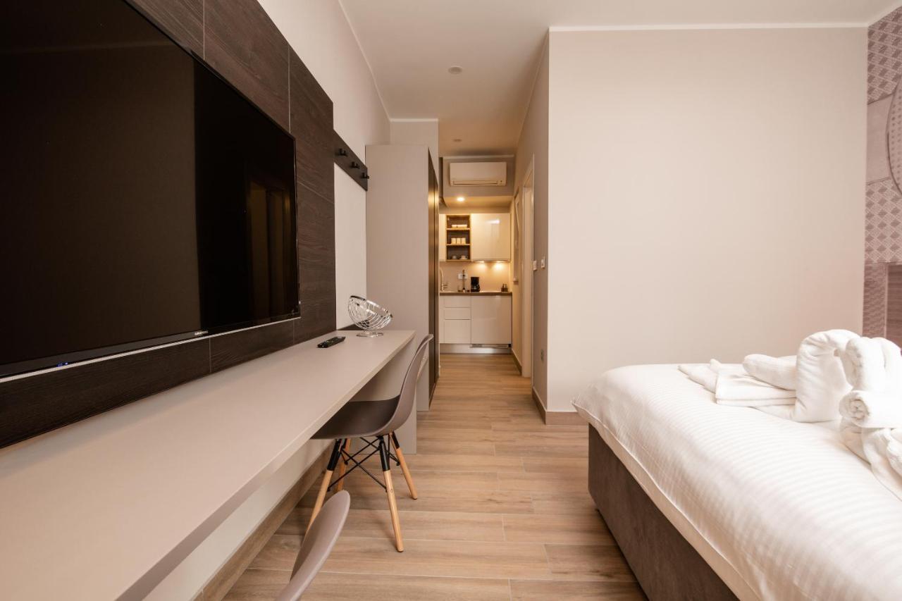 Deluxe Apartments & Rooms Revis Rijeka Exterior photo